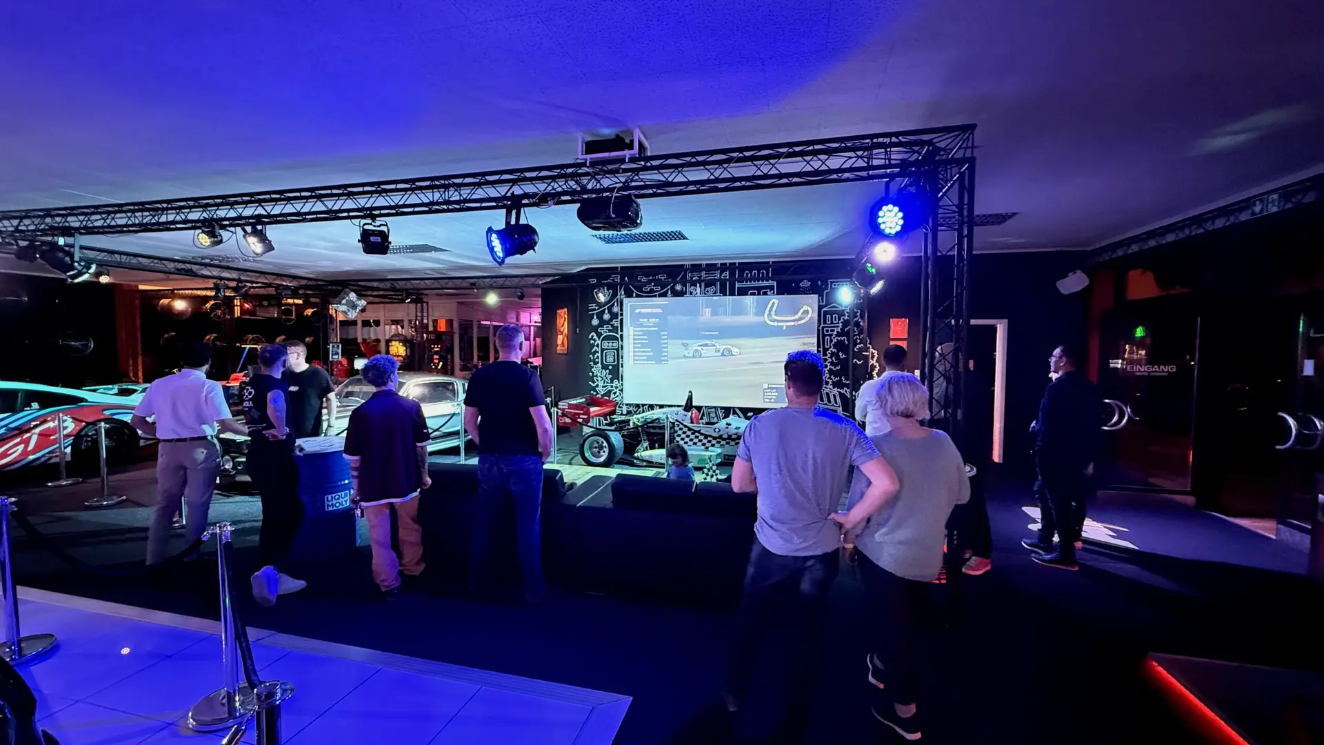 Sim Racing LeMans Style Racine Team Event scaled